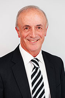 Douglas McManamny, MBBS, FRACS